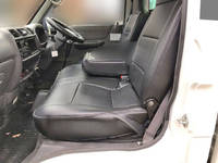 日産バネット平ボディ小型（2t・3t）[写真18]