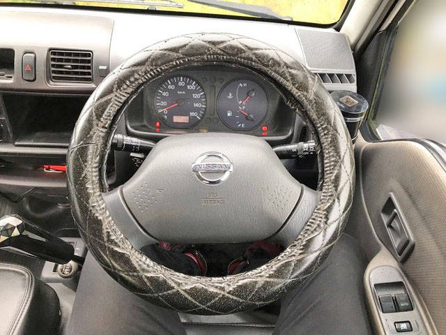 日産バネット平ボディ小型（2t・3t）[写真24]
