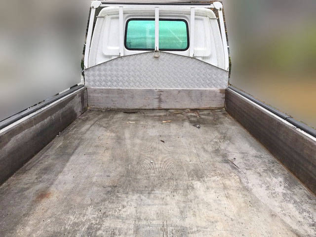 日産バネット平ボディ小型（2t・3t）[写真06]