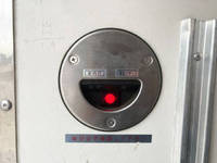 いすゞエルフ冷凍車（冷蔵車）小型（2t・3t）[写真14]