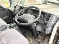 いすゞエルフ冷凍車（冷蔵車）小型（2t・3t）[写真31]