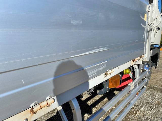 日野レンジャーアルミウイング増トン（6t・8t）[写真08]