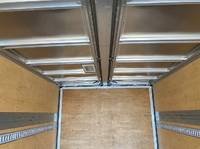 いすゞフォワードアルミウイング中型（4t）[写真13]