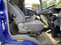 いすゞフォワードアルミウイング中型（4t）[写真17]