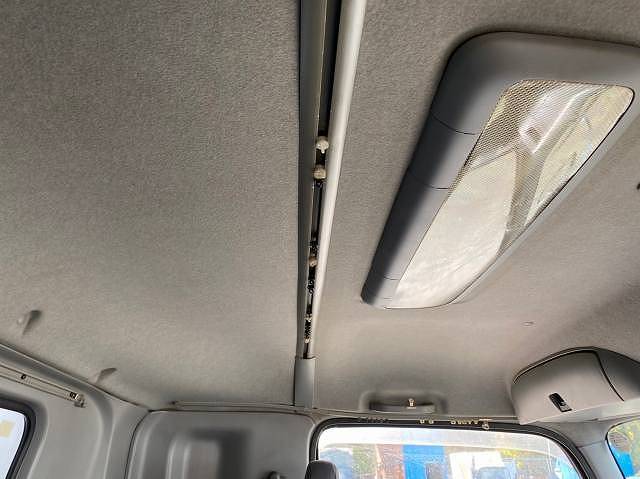 いすゞフォワードアルミウイング中型（4t）[写真25]