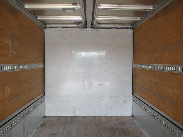 UDトラックスコンドルアルミウイング中型（4t）[写真10]