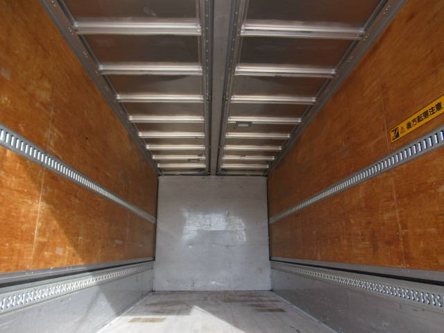 UDトラックスコンドルアルミウイング中型（4t）[写真11]