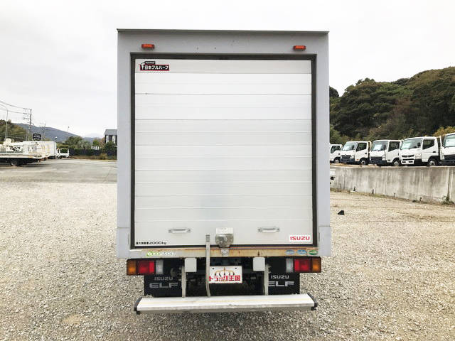 いすゞエルフアルミバン小型（2t・3t）[写真10]