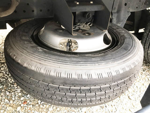 いすゞエルフアルミバン小型（2t・3t）[写真18]