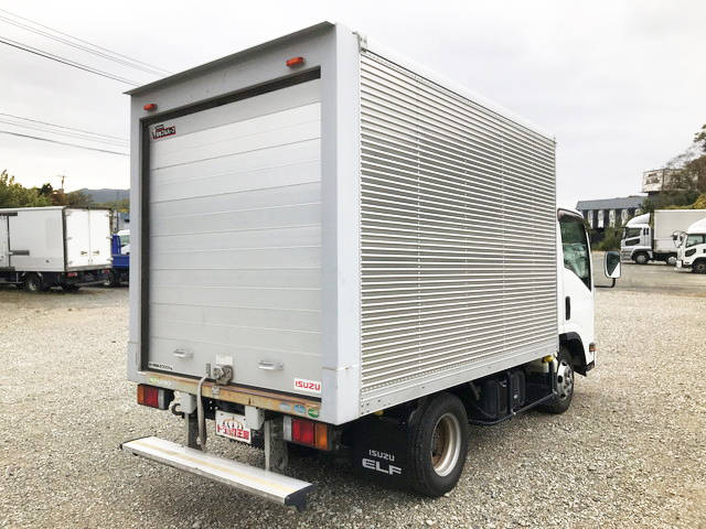 いすゞエルフアルミバン小型（2t・3t）[写真02]
