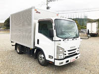 いすゞエルフアルミバン小型（2t・3t）[写真03]