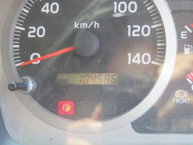 日野レンジャーセルフクレーン3段増トン（6t・8t）[写真22]