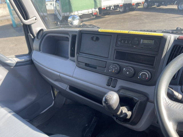 三菱ふそうキャンターパッカー車（塵芥車）小型（2t・3t）[写真22]