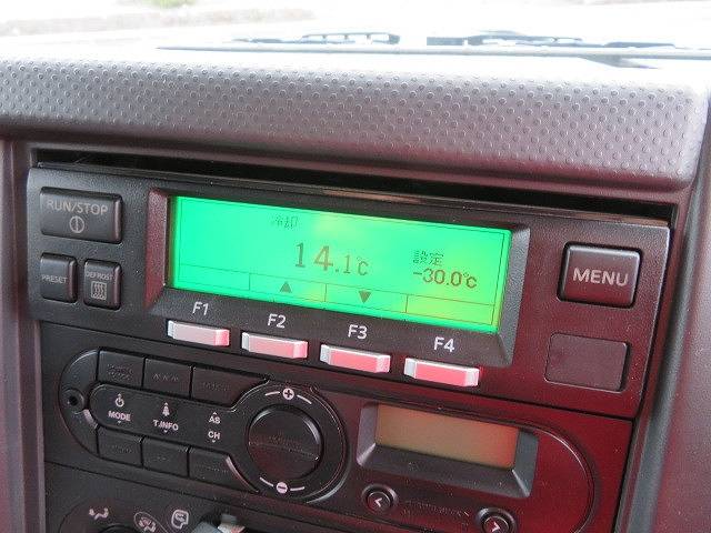 いすゞエルフ冷凍車（冷蔵車）小型（2t・3t）[写真16]