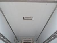 いすゞエルフ冷凍車（冷蔵車）小型（2t・3t）[写真23]