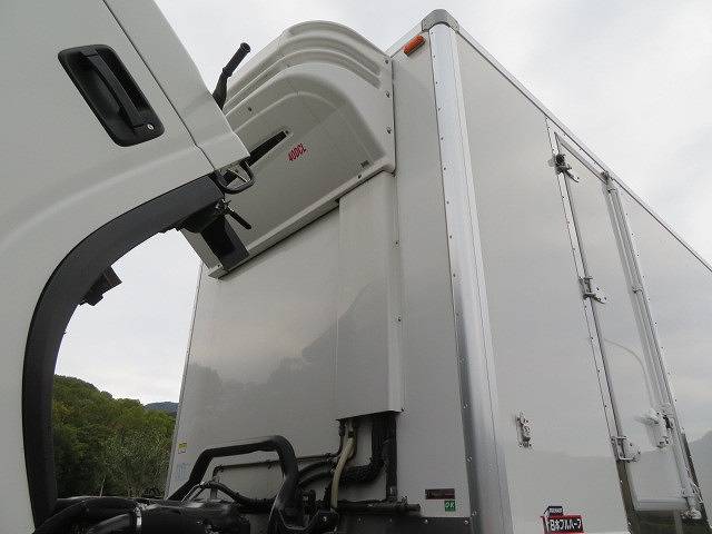 いすゞエルフ冷凍車（冷蔵車）小型（2t・3t）[写真31]