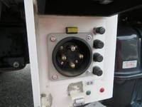 いすゞエルフ冷凍車（冷蔵車）小型（2t・3t）[写真33]