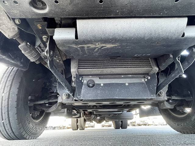 いすゞエルフアルミバン小型（2t・3t）[写真17]