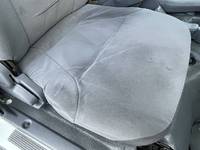 いすゞエルフアルミバン小型（2t・3t）[写真26]