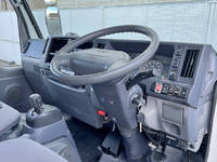 いすゞエルフアルミバン小型（2t・3t）[写真27]