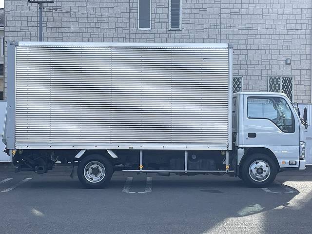 いすゞエルフアルミバン小型（2t・3t）[写真06]
