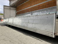 UDトラックスクオンアルミウイング大型（10t）[写真15]