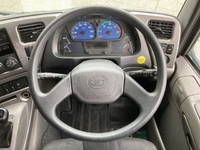 UDトラックスクオンアルミウイング大型（10t）[写真32]