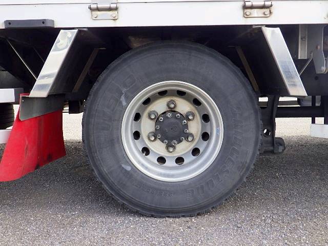 日野レンジャー幌ウイング中型（4t）[写真24]