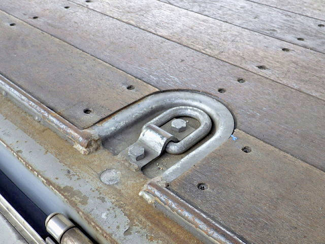 日野レンジャー幌ウイング中型（4t）[写真27]