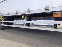 日野レンジャー幌ウイング中型（4t）[写真28]