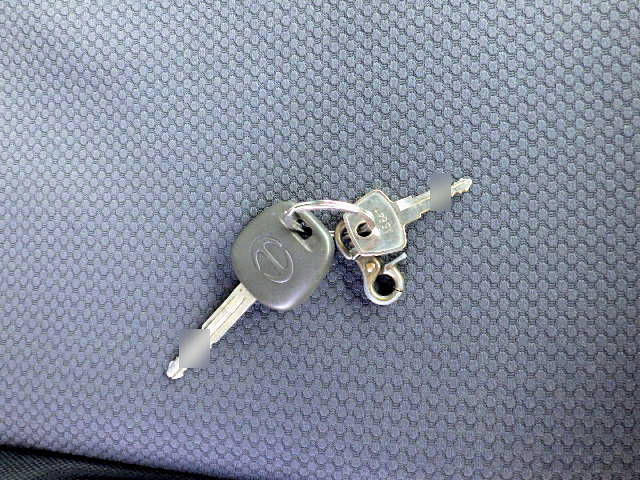 日野レンジャー幌ウイング中型（4t）[写真30]