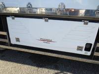 三菱ふそうスーパーグレート冷蔵冷凍ウイング大型（10t）[写真12]