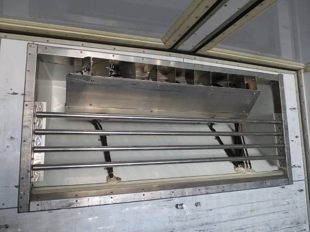 三菱ふそうスーパーグレート冷蔵冷凍ウイング大型（10t）[写真14]