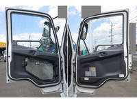 三菱ふそうファイターアルミブロック増トン（6t・8t）[写真18]