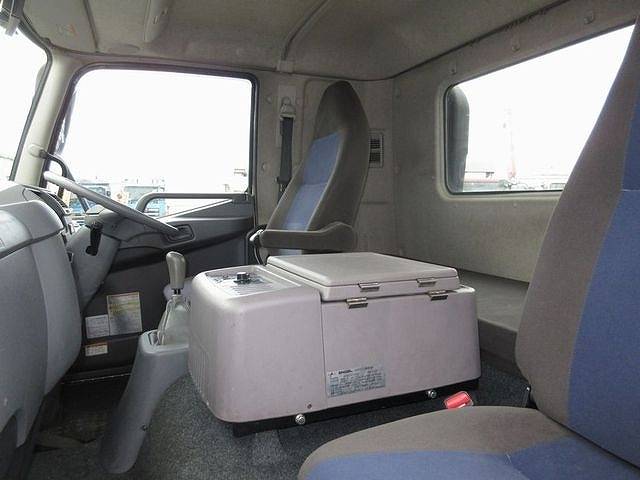 三菱ふそうファイターアルミブロック増トン（6t・8t）[写真21]