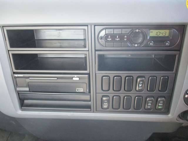 三菱ふそうファイター平ボディ増トン（6t・8t）[写真16]