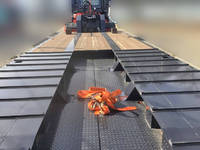 UDトラックスクオントレーラーヘッド（トラクターヘッド）大型（10t）[写真14]