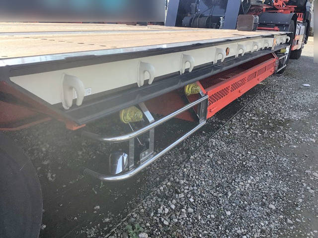 UDトラックスクオントレーラーヘッド（トラクターヘッド）大型（10t）[写真20]