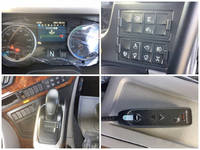 UDトラックスクオントレーラーヘッド（トラクターヘッド）大型（10t）[写真38]