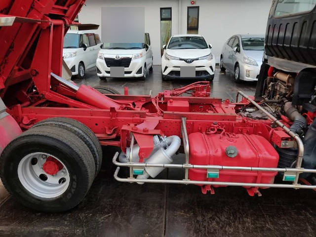 いすゞエルフローダーダンプ小型（2t・3t）[写真23]