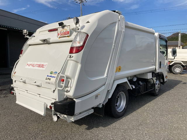 いすゞエルフパッカー車（塵芥車）小型（2t・3t）[写真02]