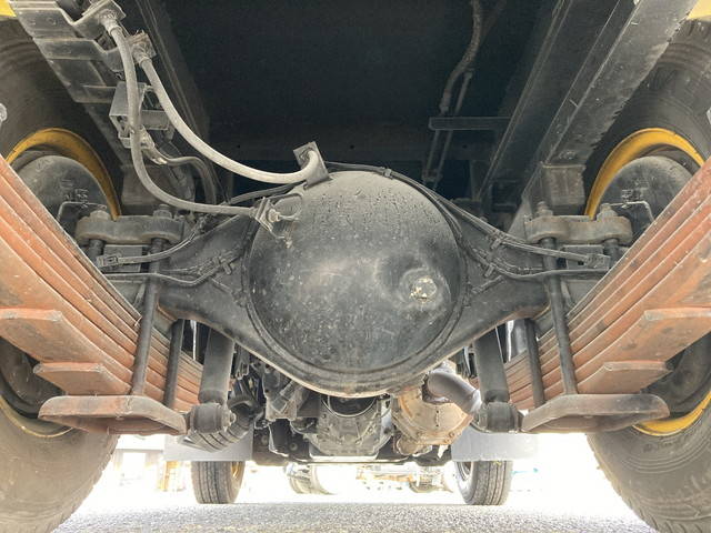 いすゞエルフパッカー車（塵芥車）小型（2t・3t）[写真24]