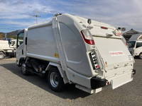 いすゞエルフパッカー車（塵芥車）小型（2t・3t）[写真04]