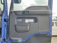 いすゞギガパネルウイング大型（10t）[写真31]