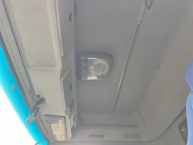 いすゞギガパネルウイング大型（10t）[写真34]