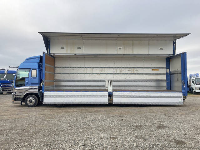 いすゞギガパネルウイング大型（10t）[写真06]