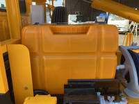 いすゞエルフ穴掘建柱車小型（2t・3t）[写真11]