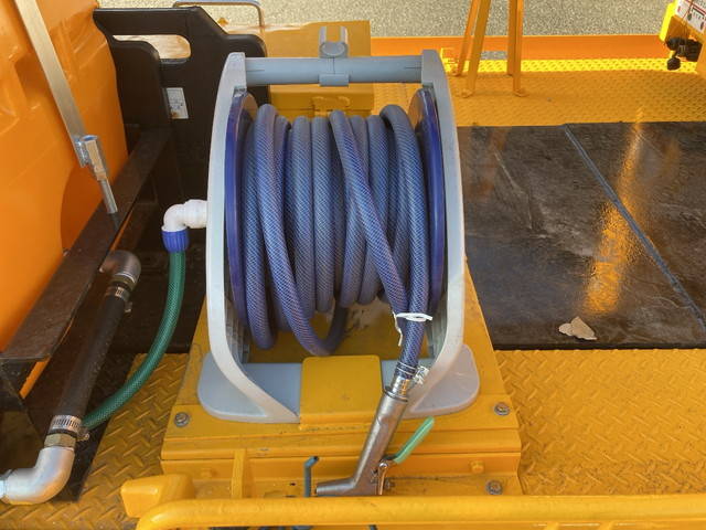 いすゞエルフ穴掘建柱車小型（2t・3t）[写真12]