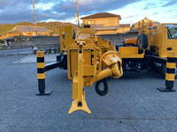 いすゞエルフ穴掘建柱車小型（2t・3t）[写真22]