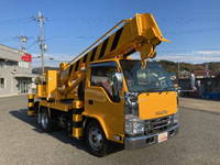 いすゞエルフ穴掘建柱車小型（2t・3t）[写真03]